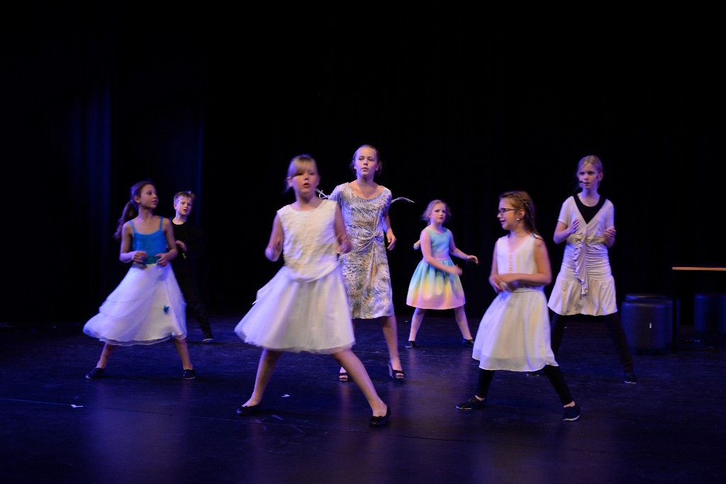 ../Images/Musical Nanny de Vries 232.jpg